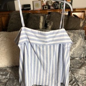 NWT 🎉 Off the Shoulder Blouse